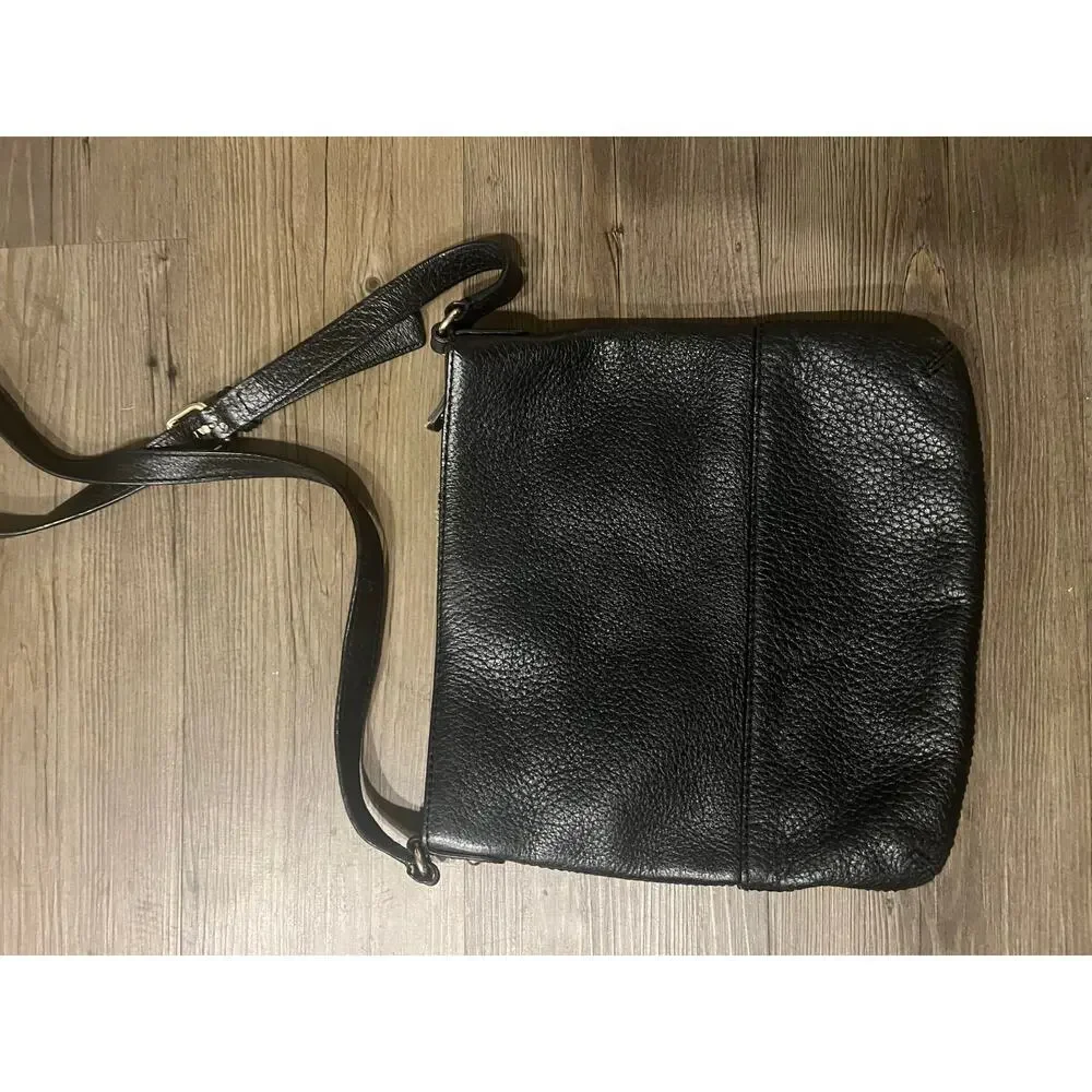 Kate Spade Crosebody - Picture 2 of 5